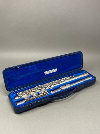 YAMAHA 
Flûte traversière en métal argenté,...