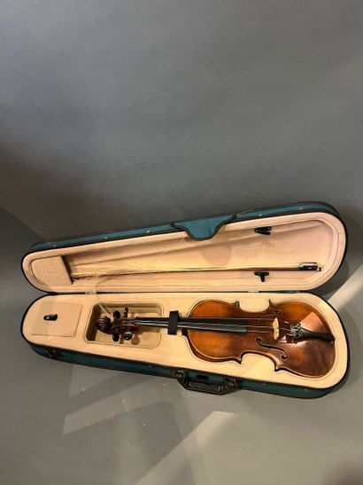 Violon 4/4
Portant étiquette GEBRUDER PLACHT...
