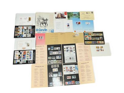 Timbre moderne – XX 
Lot de timbres modernes...