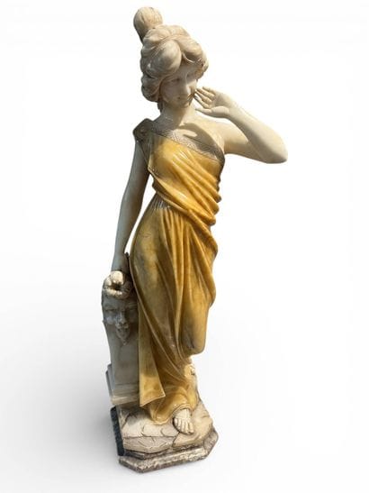 ANONYME début XXe 
Sculpture en marbre sur...