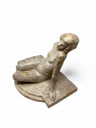 REGNAULT Georges (1898-1979)
Nu féminin assis,
terre...