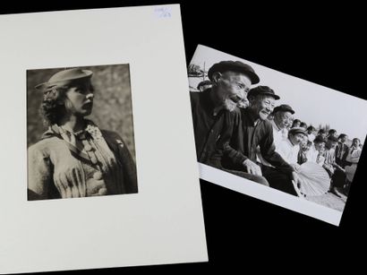 Various photographic portraits. Set of two...