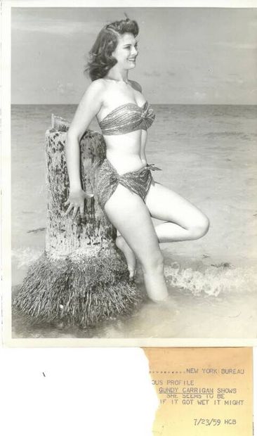Pin-Up, Miss, actress, woman. Circa 1950-65....