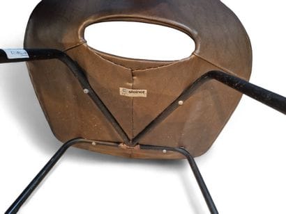 Pierre GUARICHE (1926-1995)
Chaise modèle...