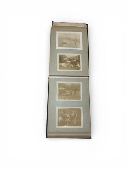 Set of two photographic albums. Circa 1870-1900.
-...