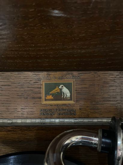 La voix de son maitre 
Gramophone 78 tours...