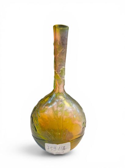 GALLE (Dans le goût de)
Vase soliflore.
Epreuve...