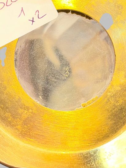 Paire de vases rouleaux en verre transparent...