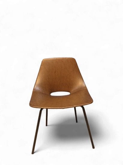 Pierre GUARICHE (1926-1995)
Chaise modèle...