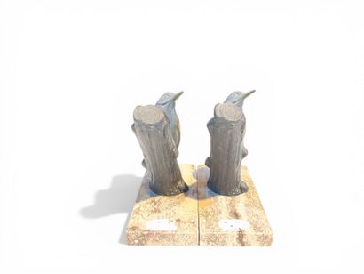 Paire de serre-livres figurant des oiseaux...