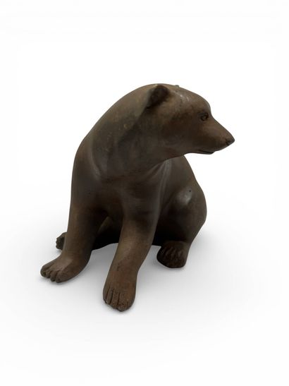 CHENET Pierre (XX-XXI)
Ours assis 
Bronze...