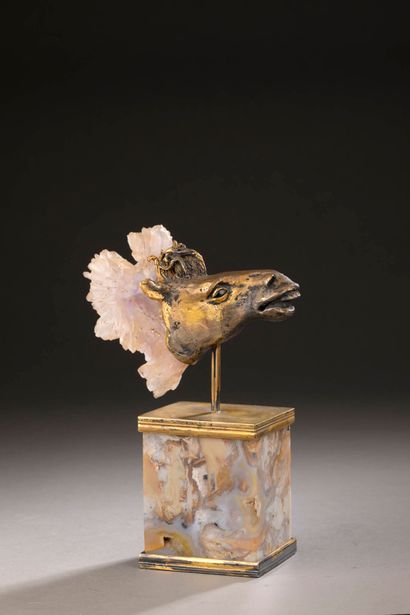CARRERA (XXème siècle)
Sculpture en bronze...