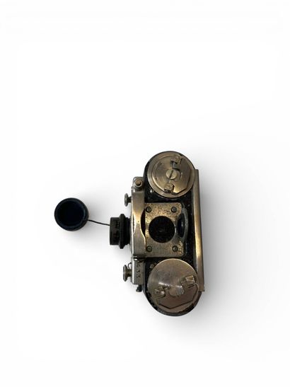 Avec étui, appareil photographique Le FURET...