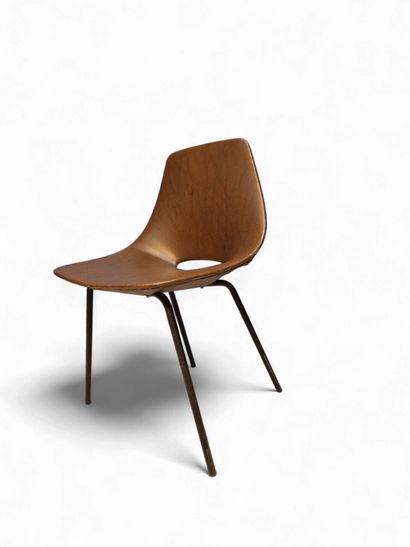 Pierre GUARICHE (1926-1995)
Chaise modèle...