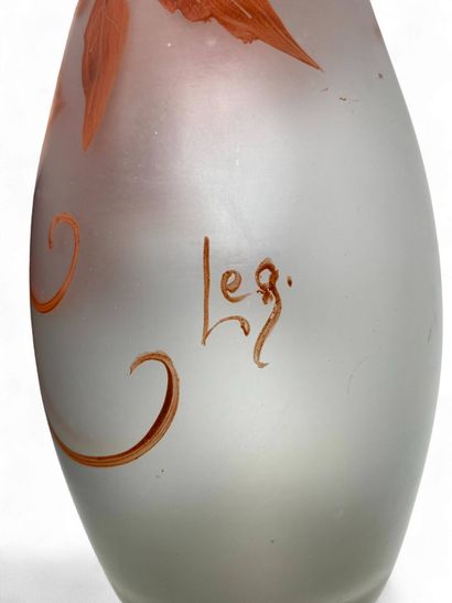 LEGRAS - Vase ovoïde à col ouvert, à décor...