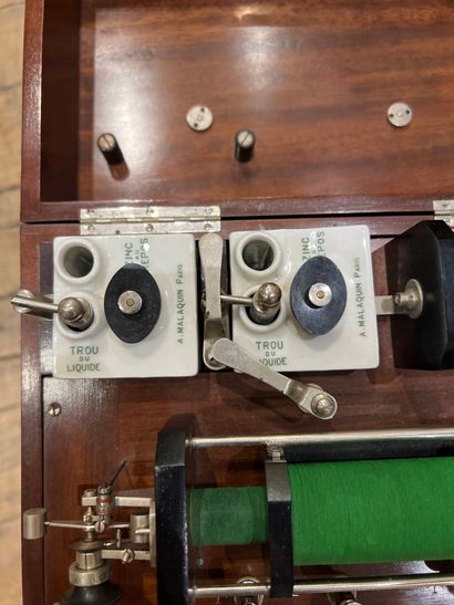 La voix de son maitre 
Gramophone 78 tours...