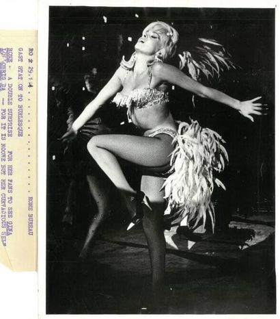 Pin-Up, Miss, actress, woman. Circa 1950-65....