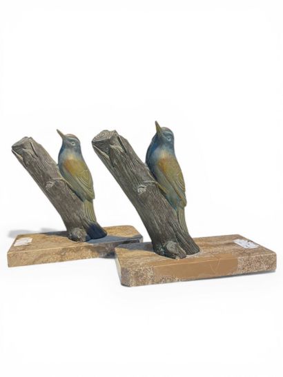 Paire de serre-livres figurant des oiseaux...