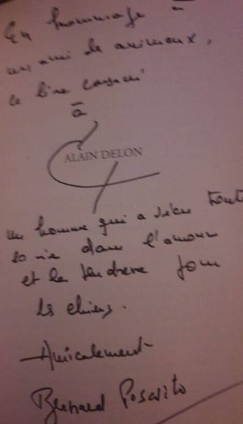LIVRE 
Delon, une vie aux aguets par Bernard...