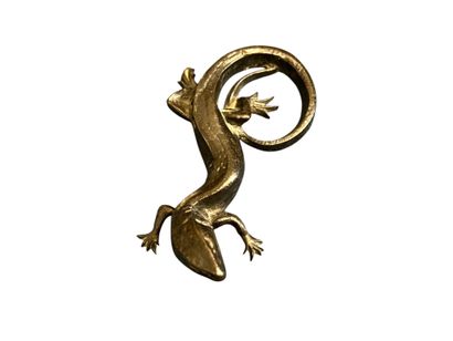 Ecole moderne,
Lézard en bronze à patine...