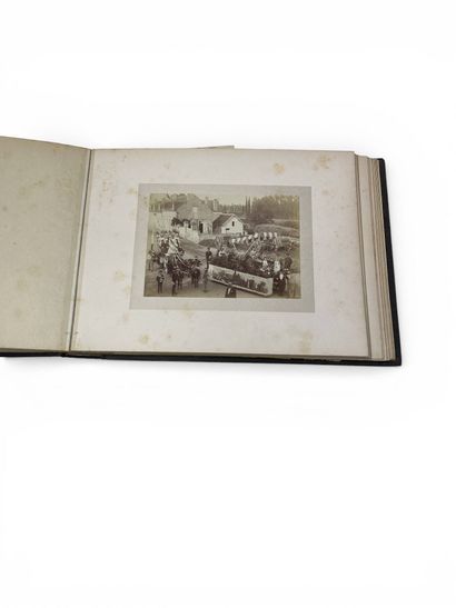 Set of two photographic albums. Circa 1870-1900.
-...