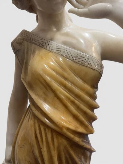 ANONYME début XXe 
Sculpture en marbre sur...