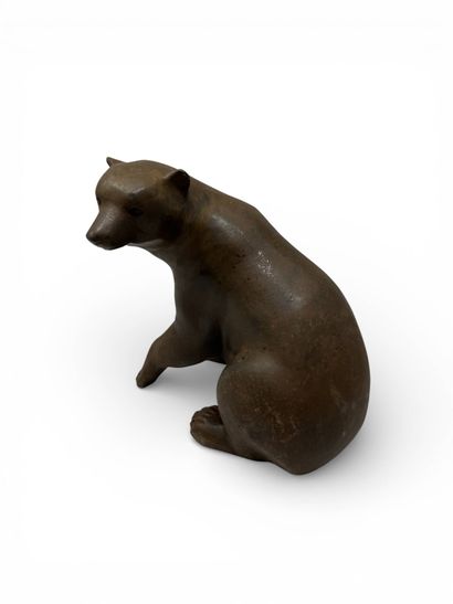 CHENET Pierre (XX-XXI)
Ours assis 
Bronze...
