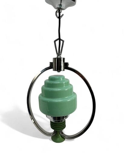 Travail du XXe siècle

Suspension moderniste...