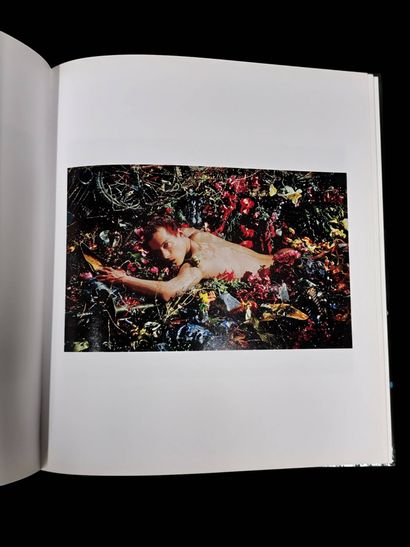 Ensemble de deux livres photographiques :...