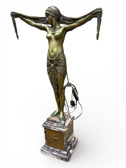 CHIPARUS Demeter, dans le gout de 
Danseuse...