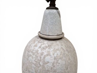 Raoul LACHENAL
Lampe de forme ovoïde en céramique...