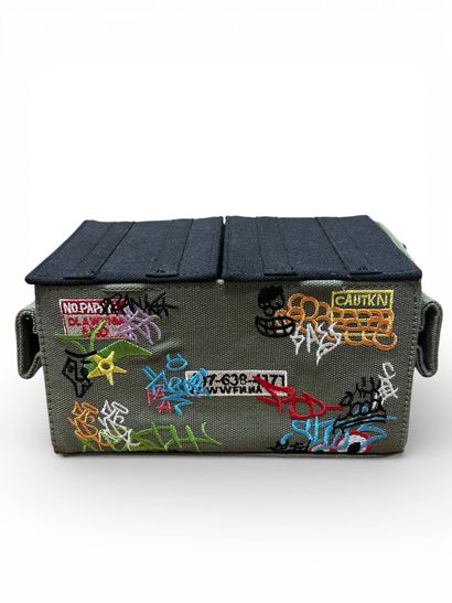 STREET ART – SAC BENNE 
Sacoche / sac à bandoulière
Inspiré...
