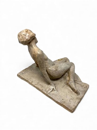 REGNAULT Georges (1898-1979)
Nu féminin assis,
terre...