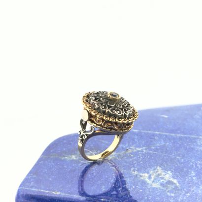 Bague montre en or jaune 18K (750) et argent...