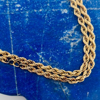 Collier en or jaune 14K (585) à maille corde....
