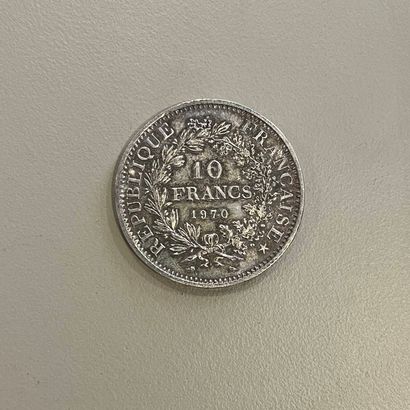 Lot de 26 pièces en argent (900) de 10 Francs...