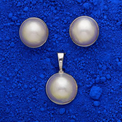 PASPALEY
Demi-parure en or 18k (750e), comprenant...