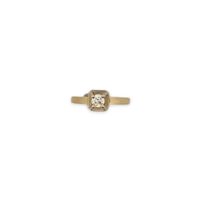 Bague solitaire en or gris 18K (750) sertie...