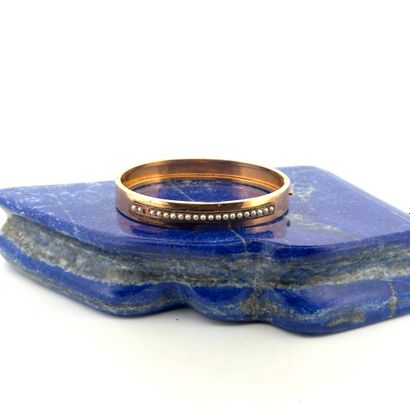 Bracelet rigide en or jaune 18K (750) serti...