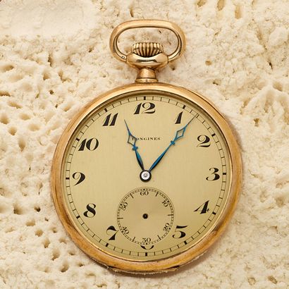 LONGINES
Montre de poche en or 18K (750 millièmes),...