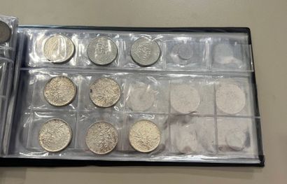 Classeur en argent et divers XXe siècle principalement...