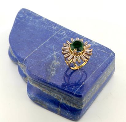 Bague fleur en or jaune 18K (750) sertie...