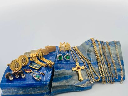 Lot de bijoux fantaisies