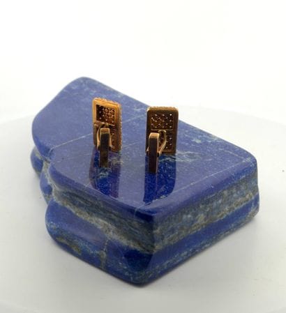 Paire de boutons de manchettes en or jaune...