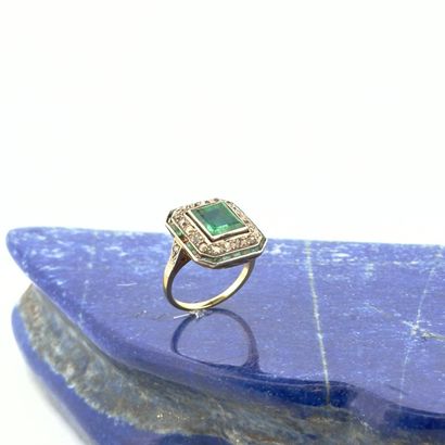Bague en or 18K (750) et platine (850) ,...
