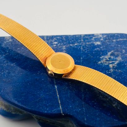 GUILDE 
Montre bracelet de dame en or jaune...