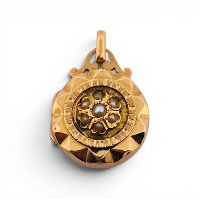 Pendentif secret circulaire en or jaune 18K...