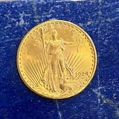 USA 
Pièce en or (900) de 20 Dollars Saint-Gaudens...