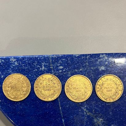 Quatre pièces en or (900) de 20 Francs Napoléon...