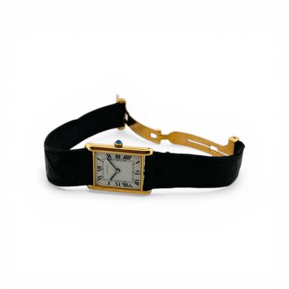 CARTIER TANK 
Montre-bracelet en or 18K (750...